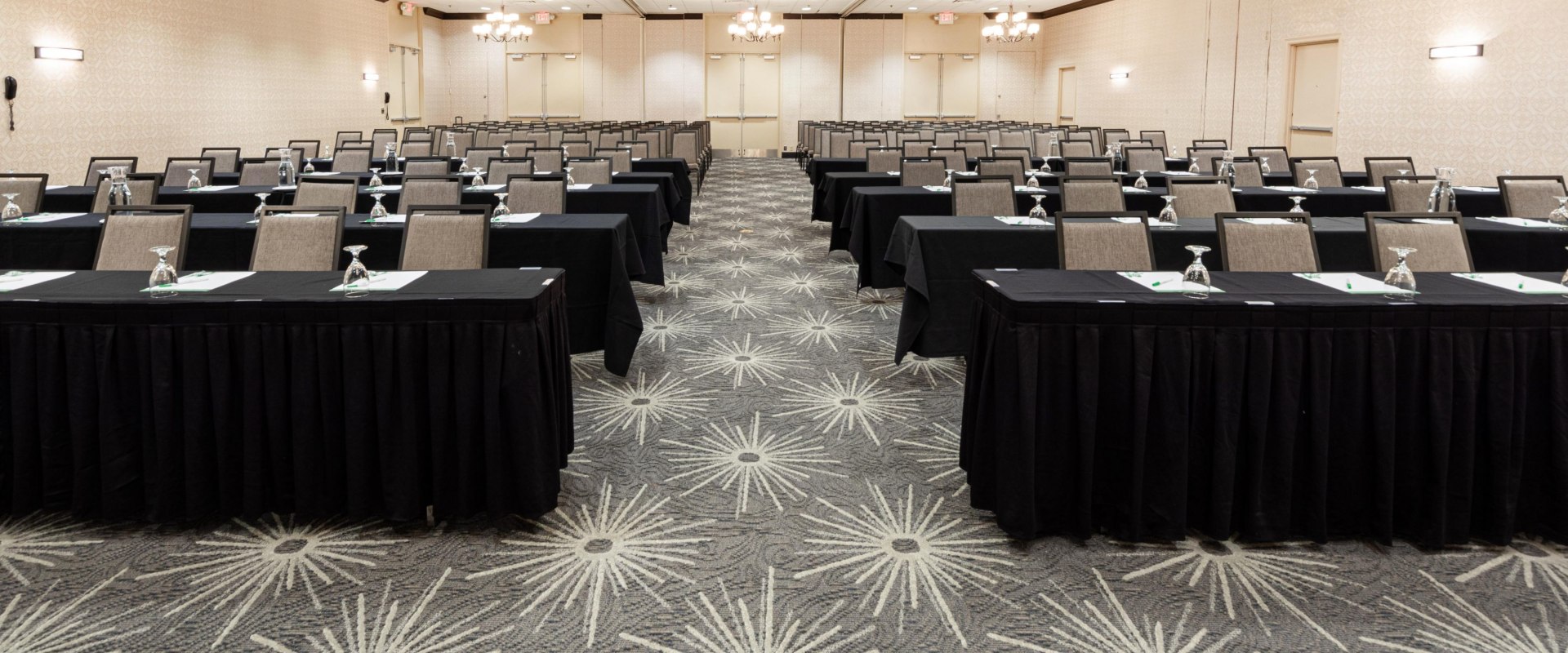 The Ultimate Guide to Hosting Large Corporate Events in Southwestern Missouri